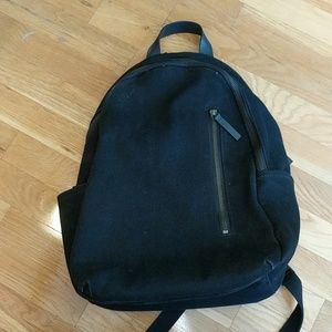 Everlane backpack minimal canvas leather